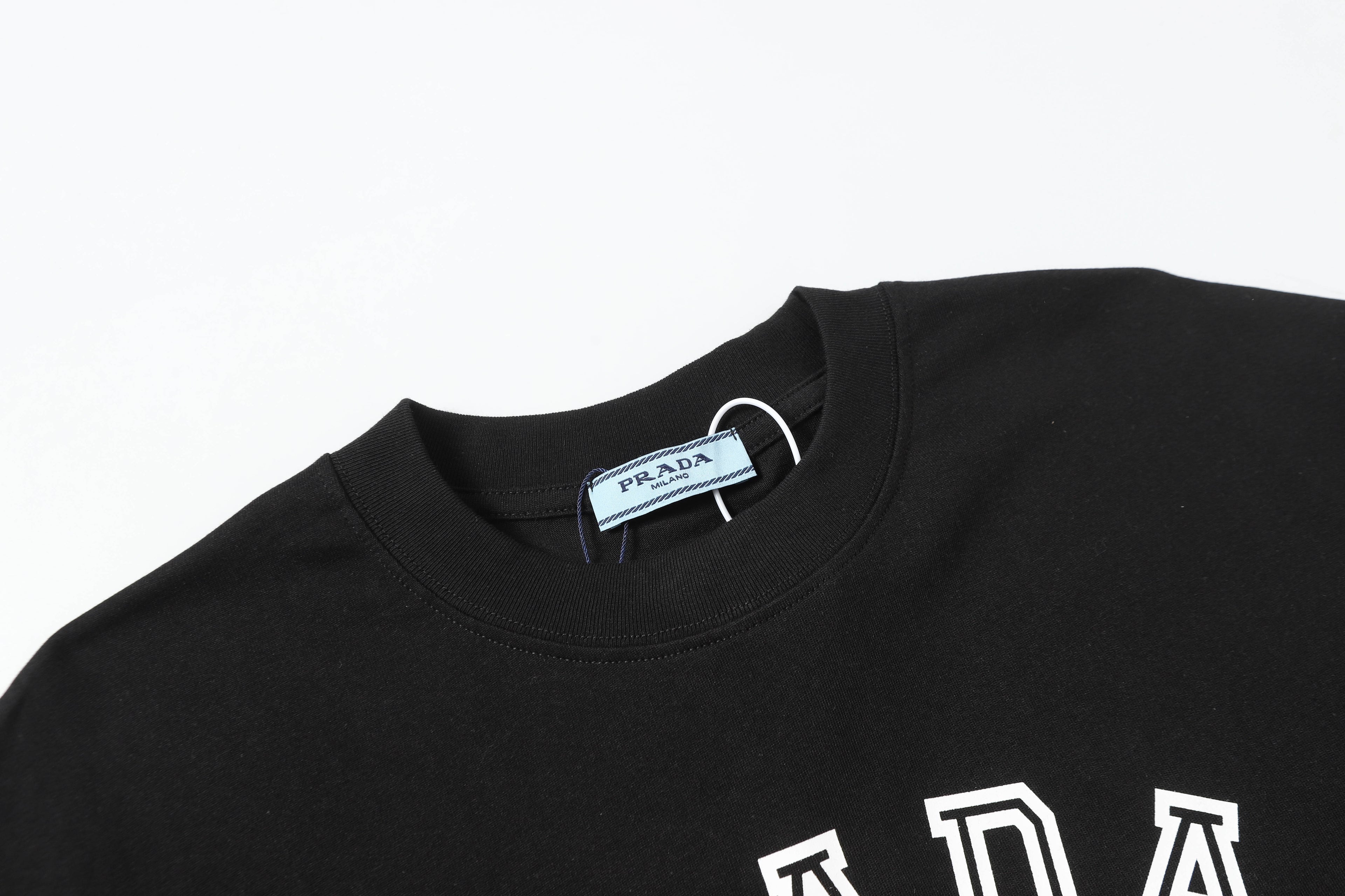 U1R45P158 Popular T-shirt