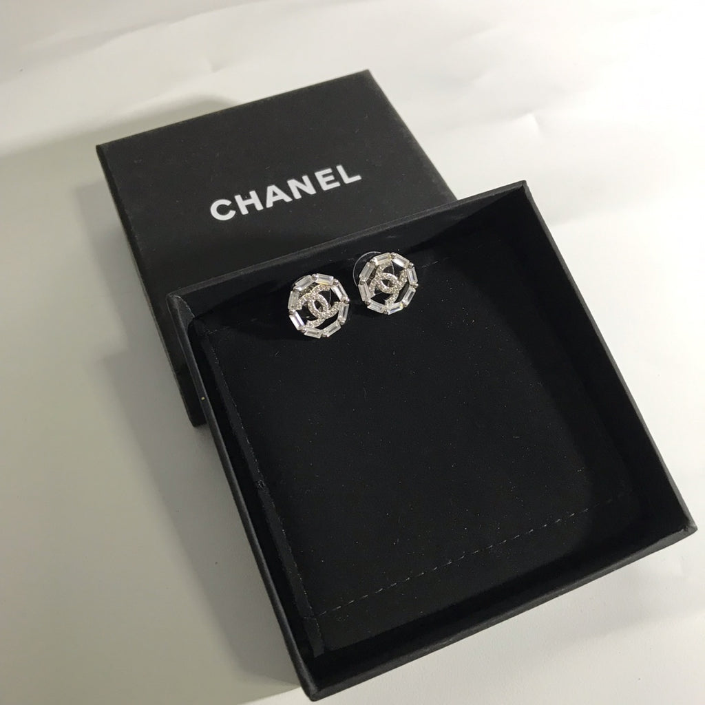 X1Z94C793E Popular  Earrings