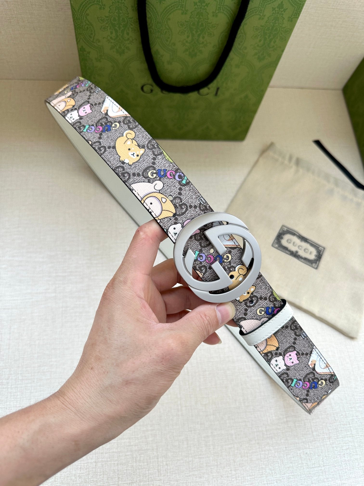 P1R55B208 Popular High quality belt With full package