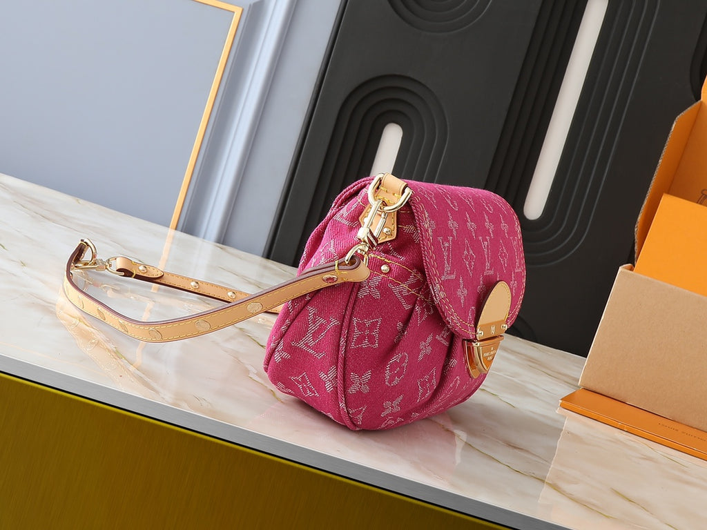 B1N165B118 Popular    bag