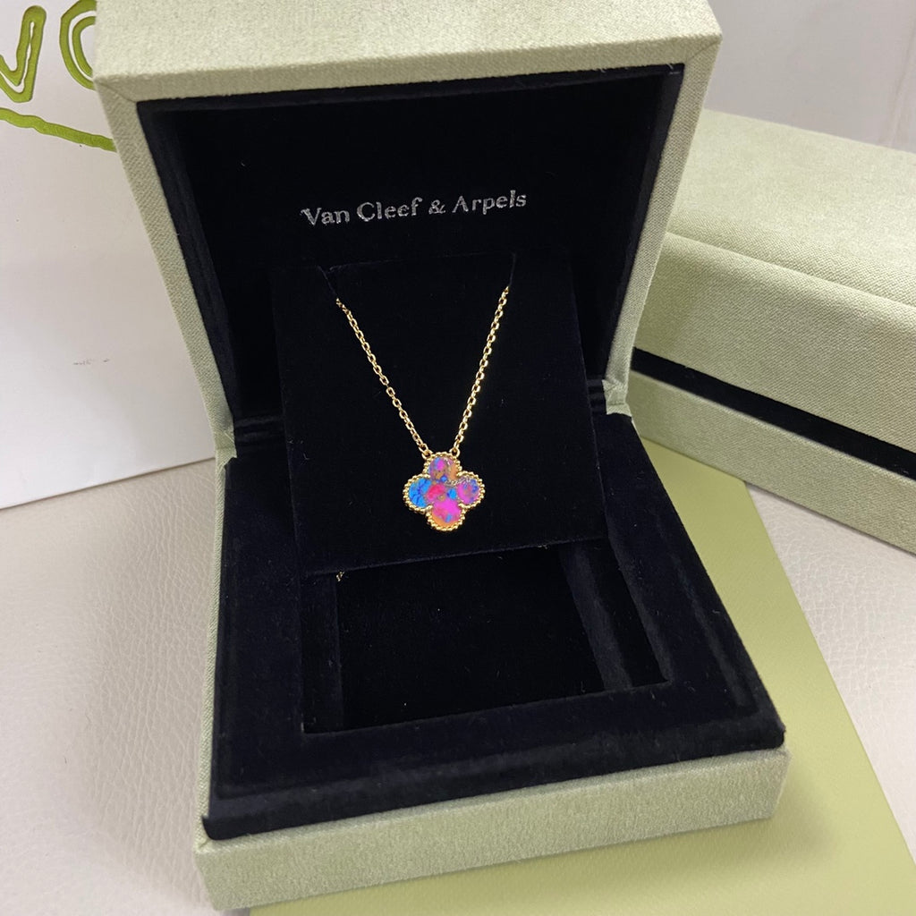 X5Q85VA182X Popular Necklace. Bracelets