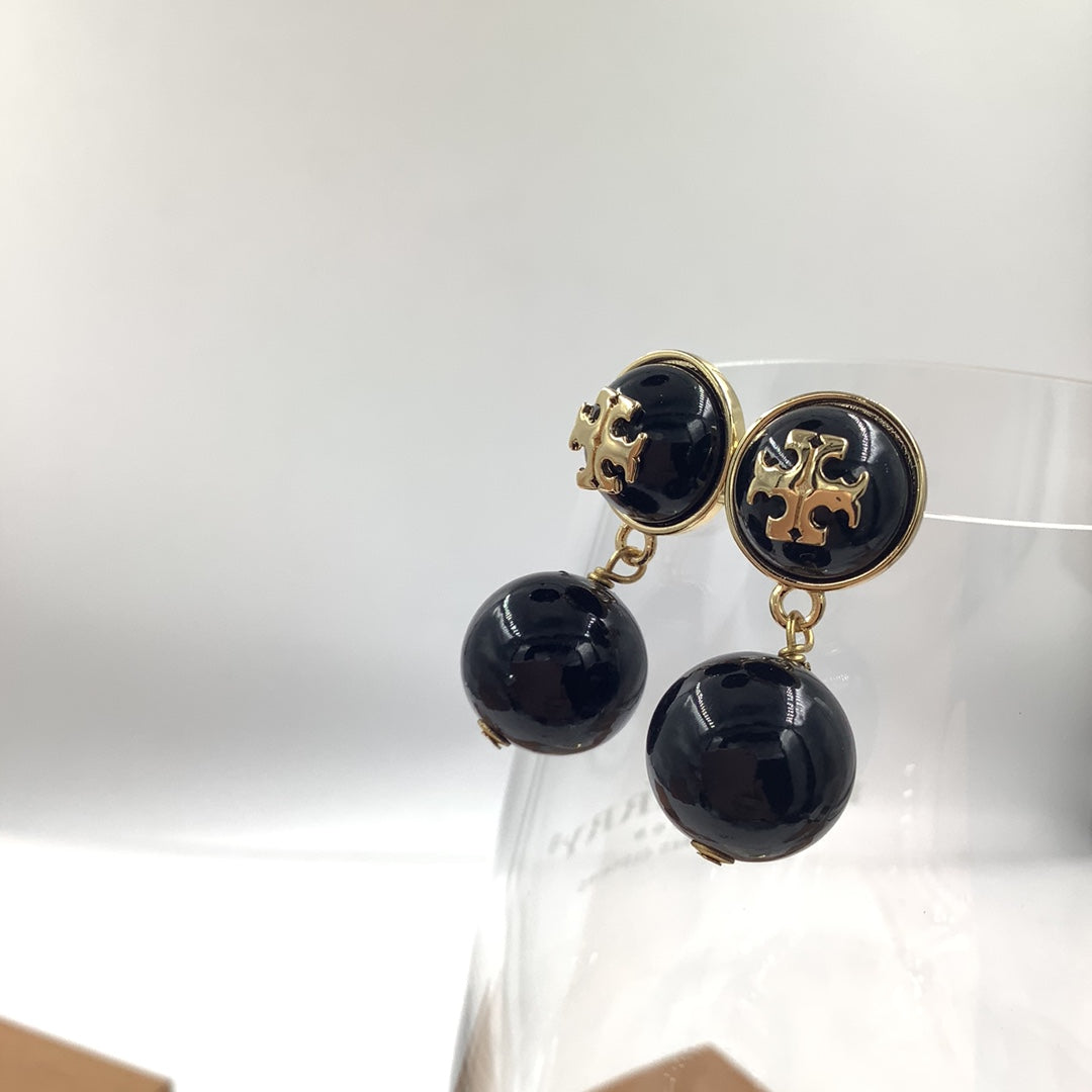 X1Z54A469E Popular  Earrings