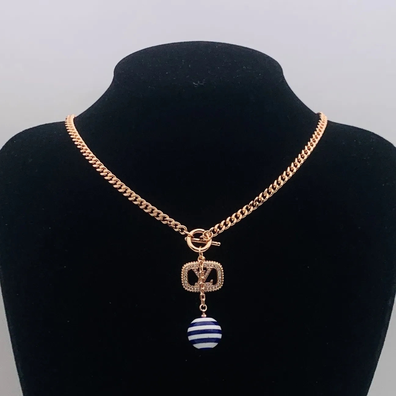 X1Q85E2X Popular Necklace