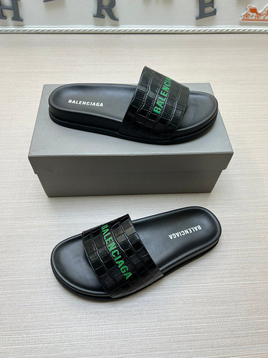Z5ZJ99 Popular slippers