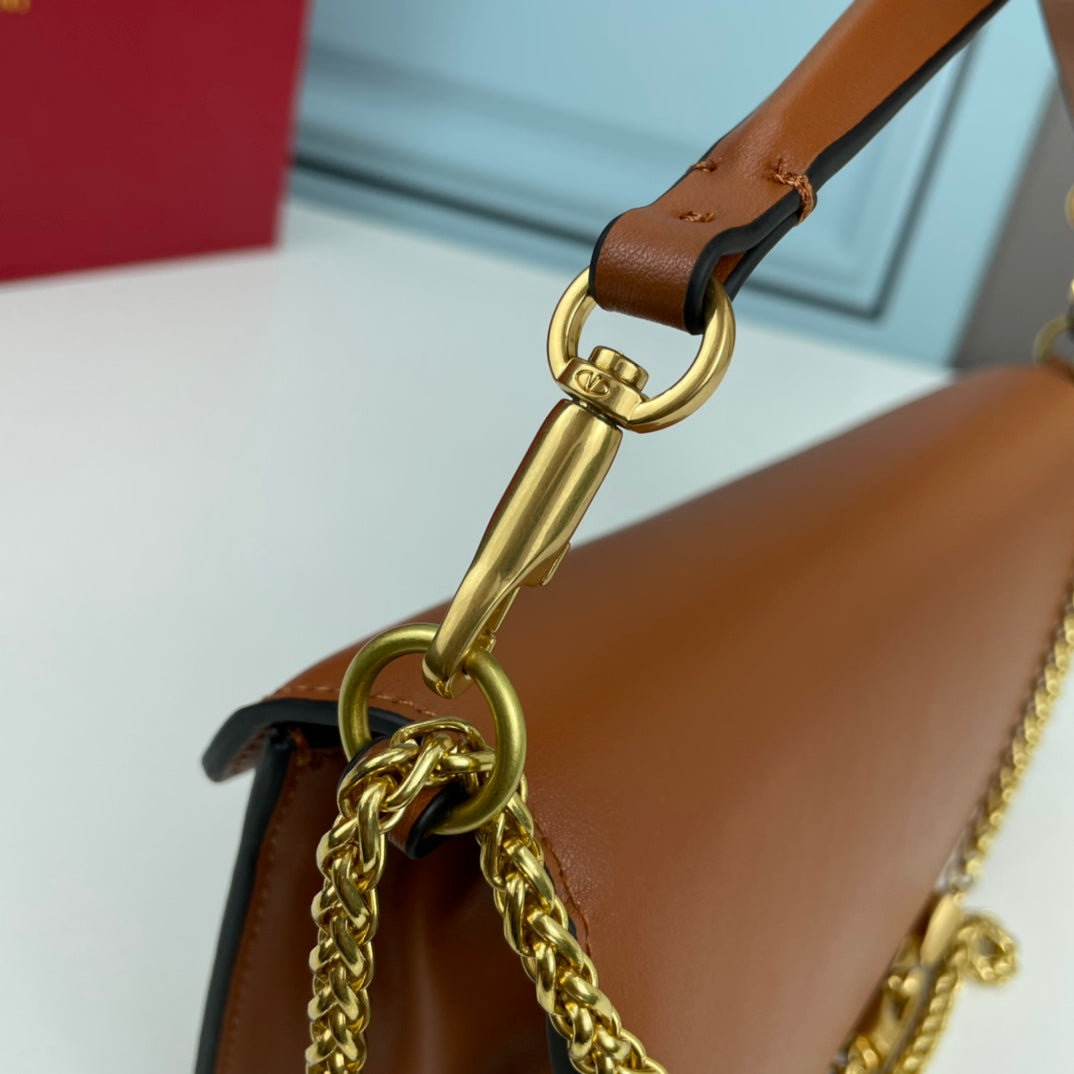 B1W35VL114 Popular  leather bag