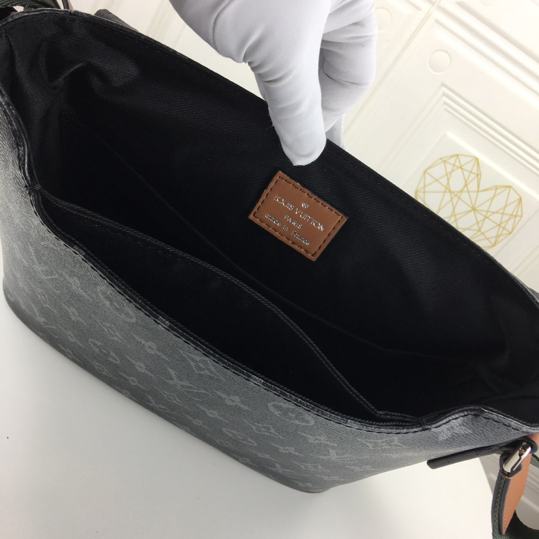 B1X44E421 Popular   leather bag