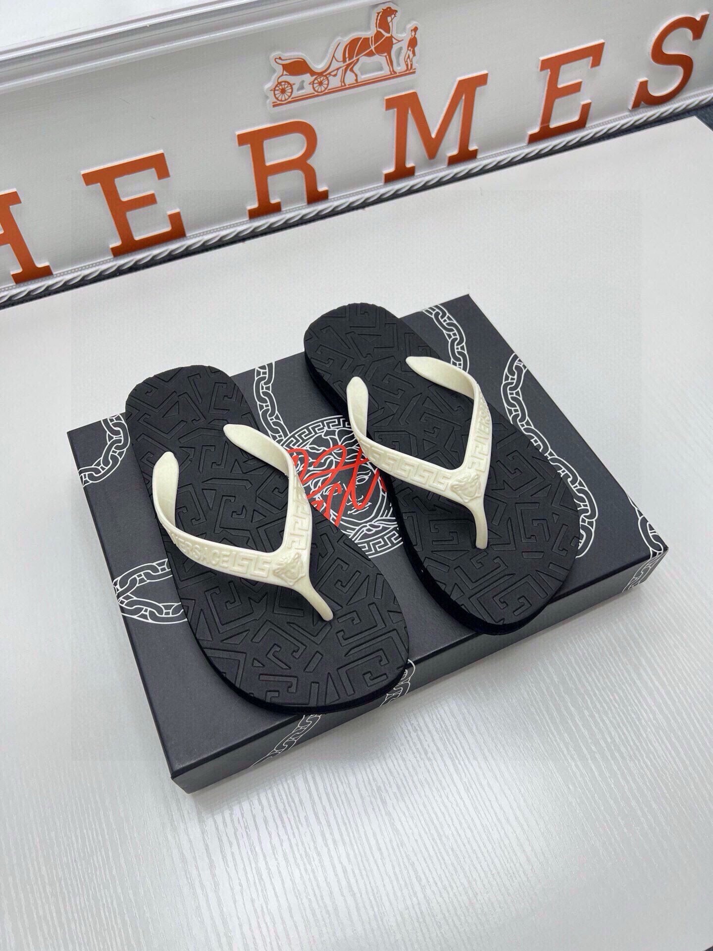 Z5Z35V295 Popular Slippers