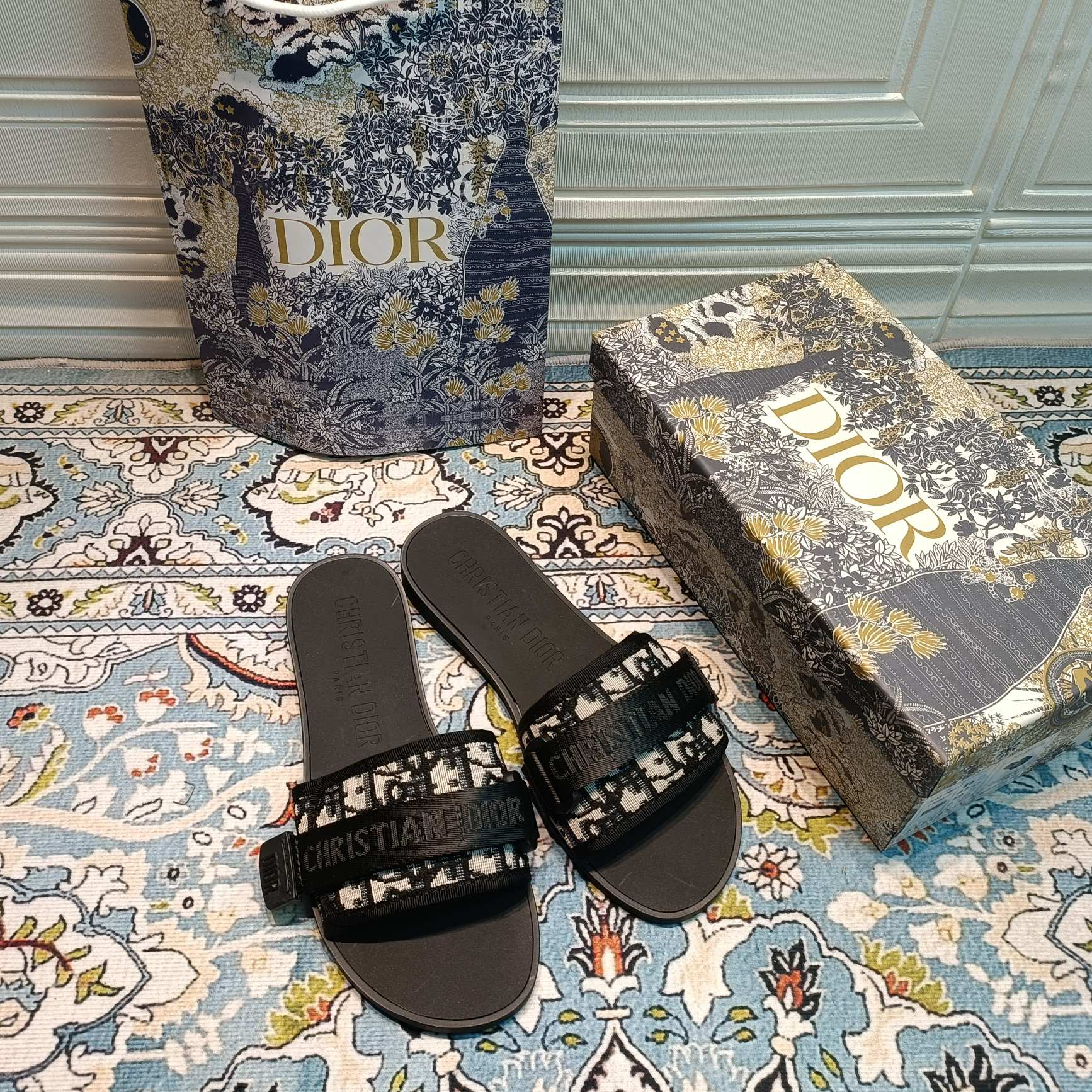 Z1ZD20 Popular Slippers
