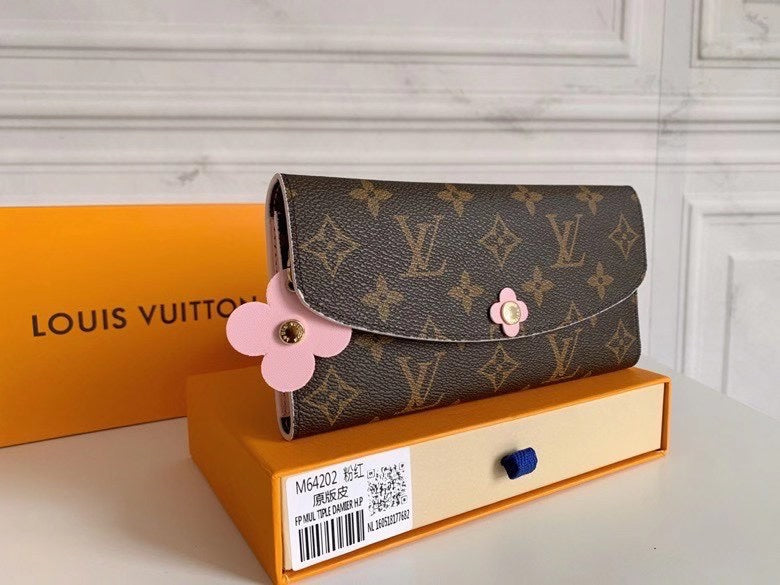 B1P46E55 Popular leather Wallets