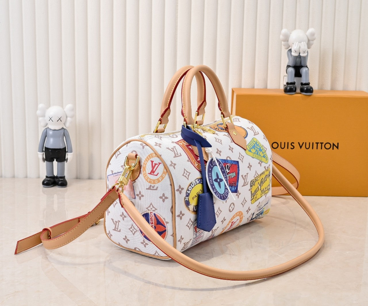 B1N55E21 Popular  Luggage bags