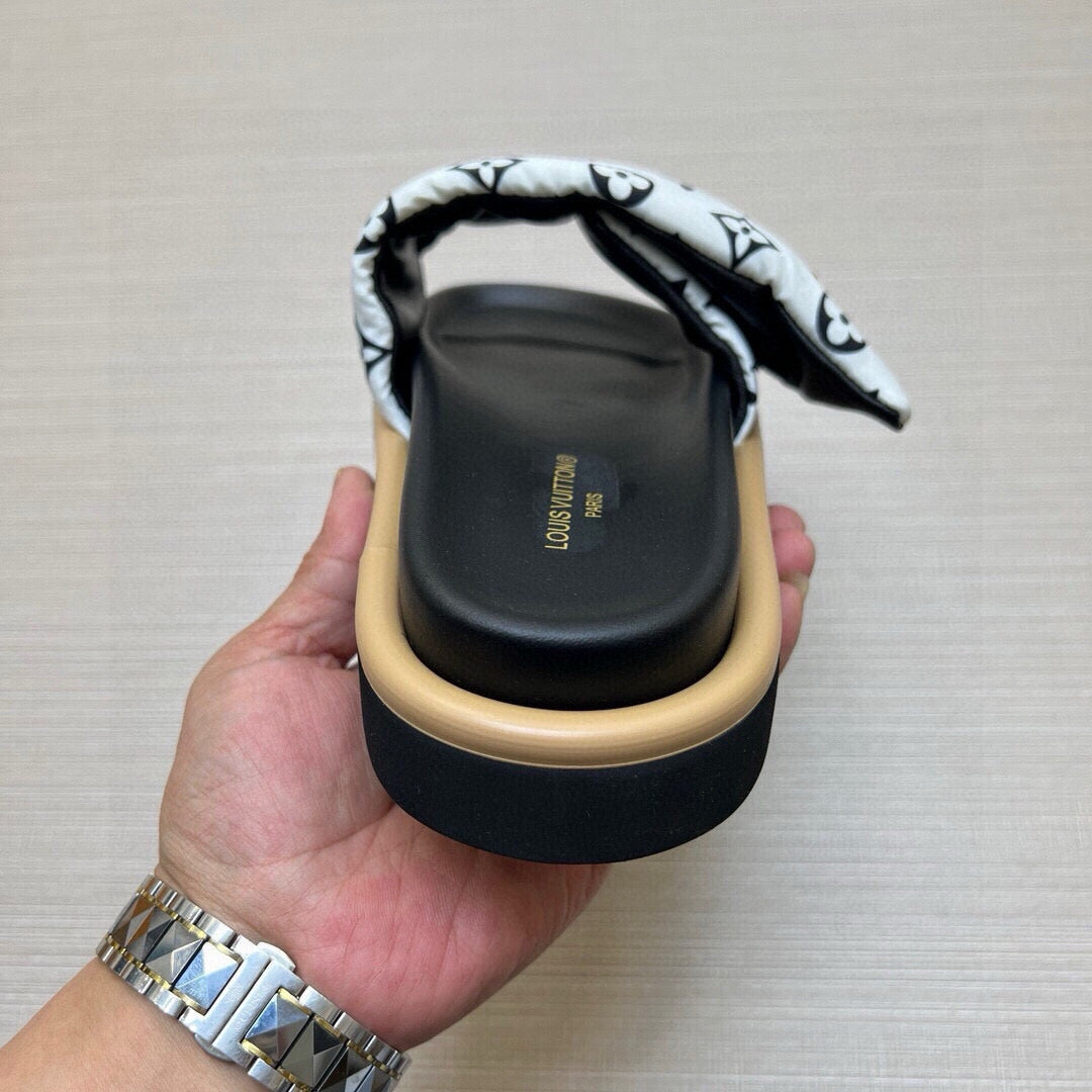 Z5QE9 Popular Slippers