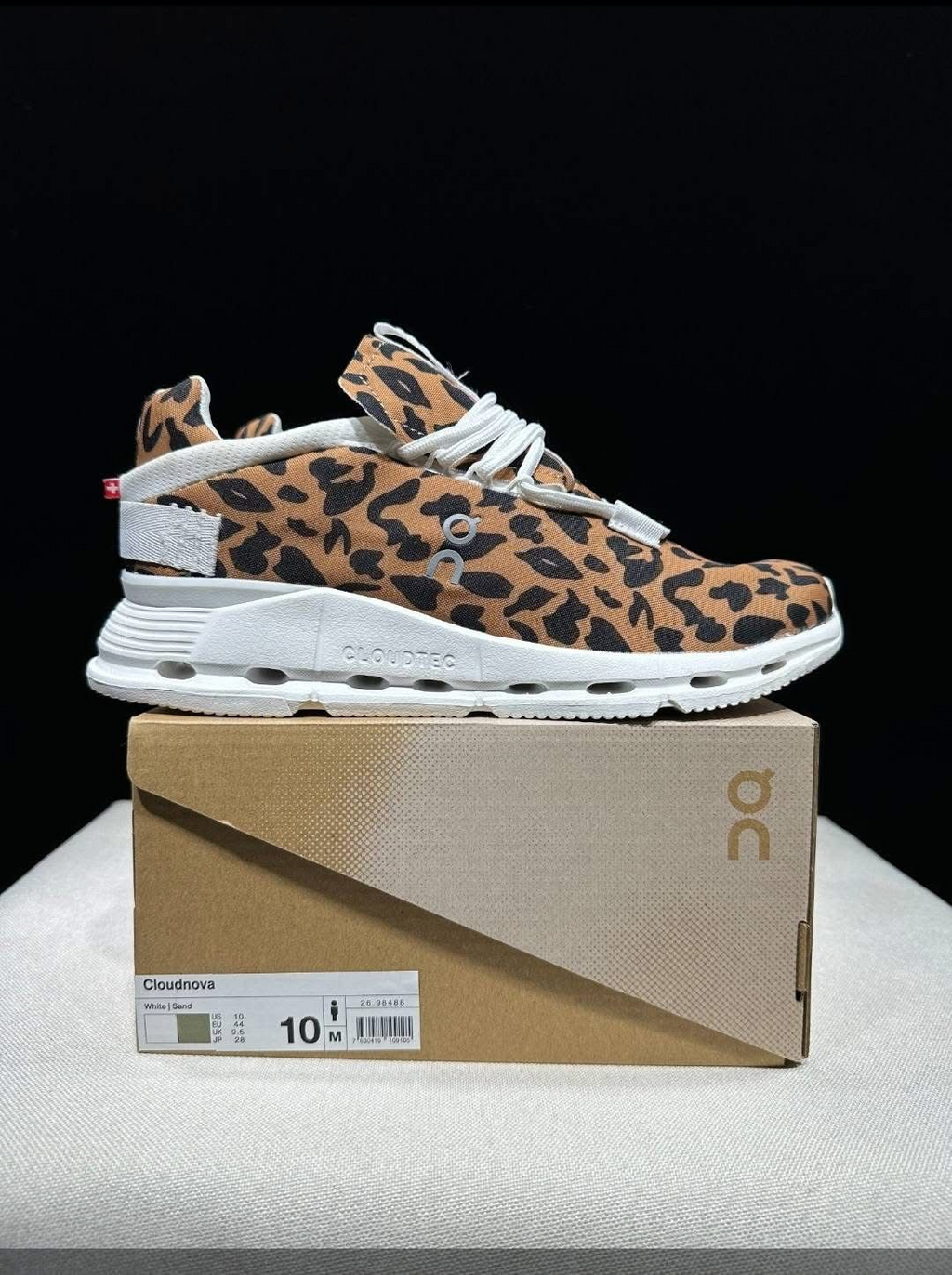 Z4N75A16  Popular sneakers