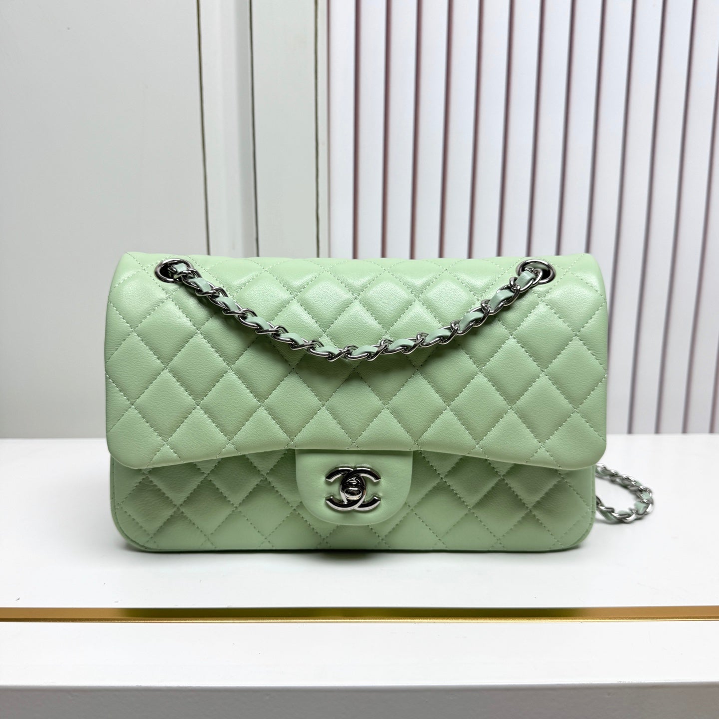 B1R76C11 Popular leather bag