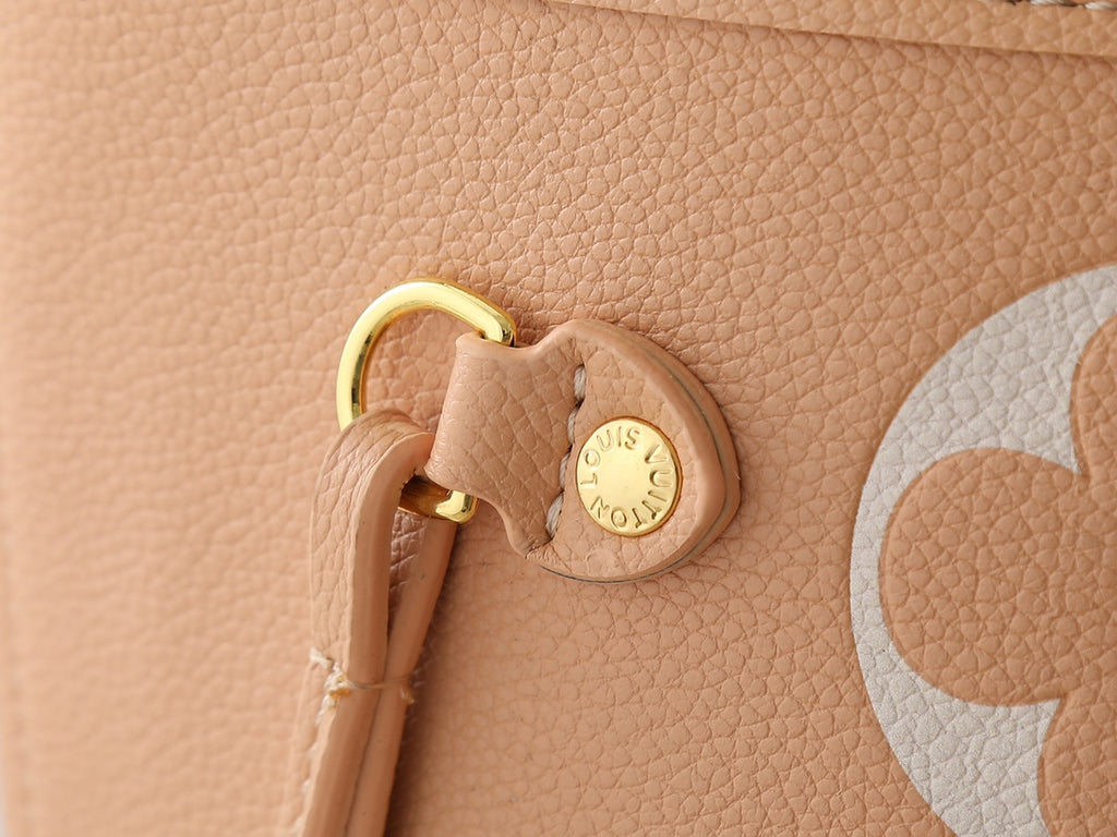 B1P46E92 Popular leather bag