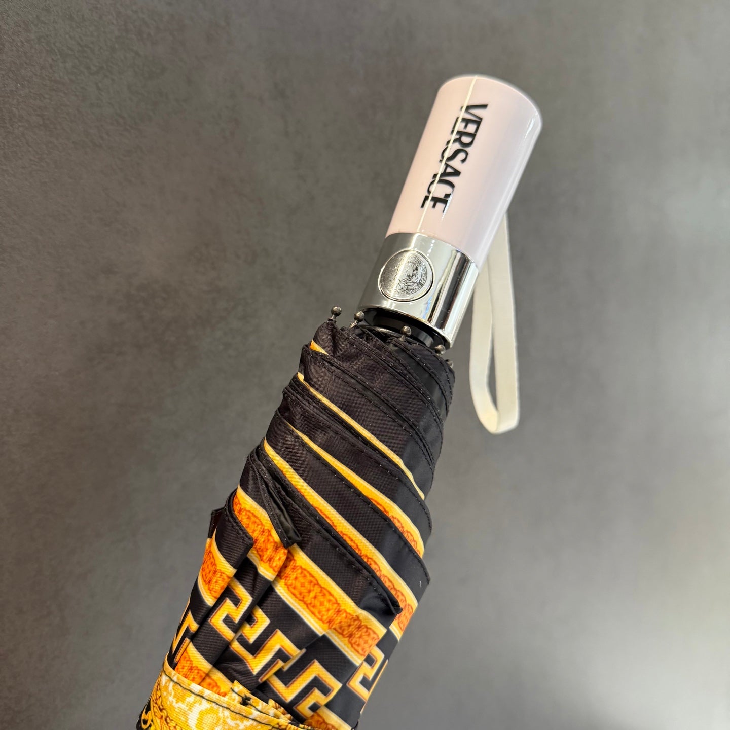 J1N46A11 Popular UV resistant umbrella