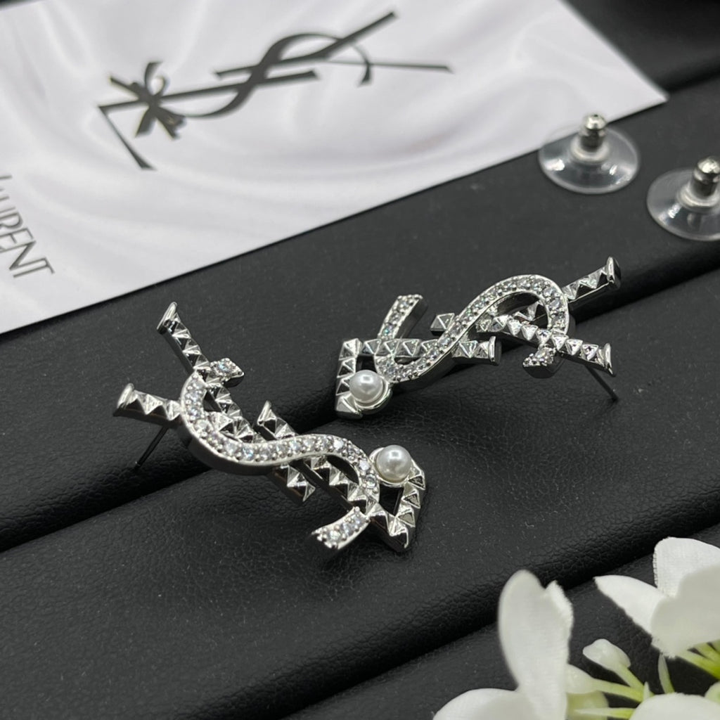 X1Y93SL464E Popular  Earrings