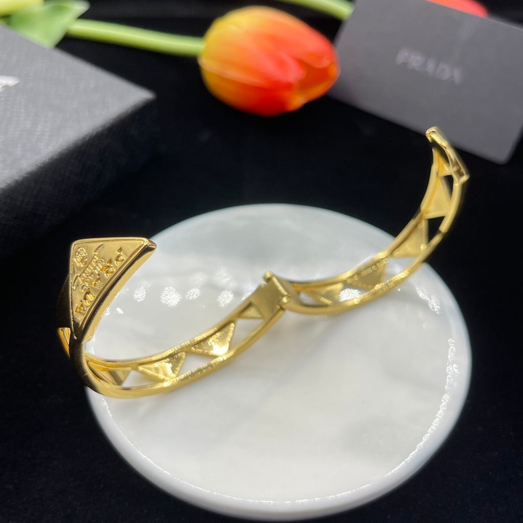 X1Y83PD72K  Popular Bracelets