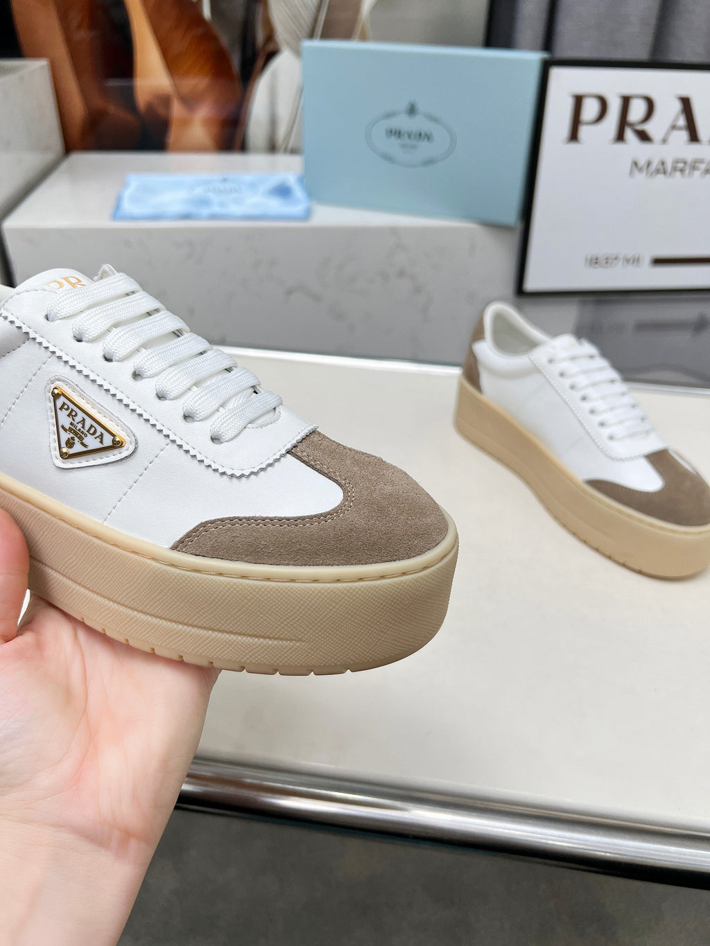 Z2Q95P110 Popular high-quality  shoes