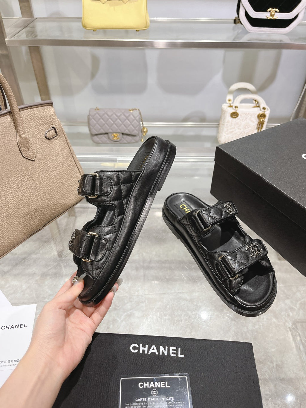 Z2R45C7  Popular leather shoes