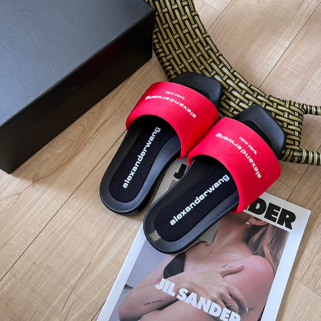 Z1ZZA5 Popular Slippers
