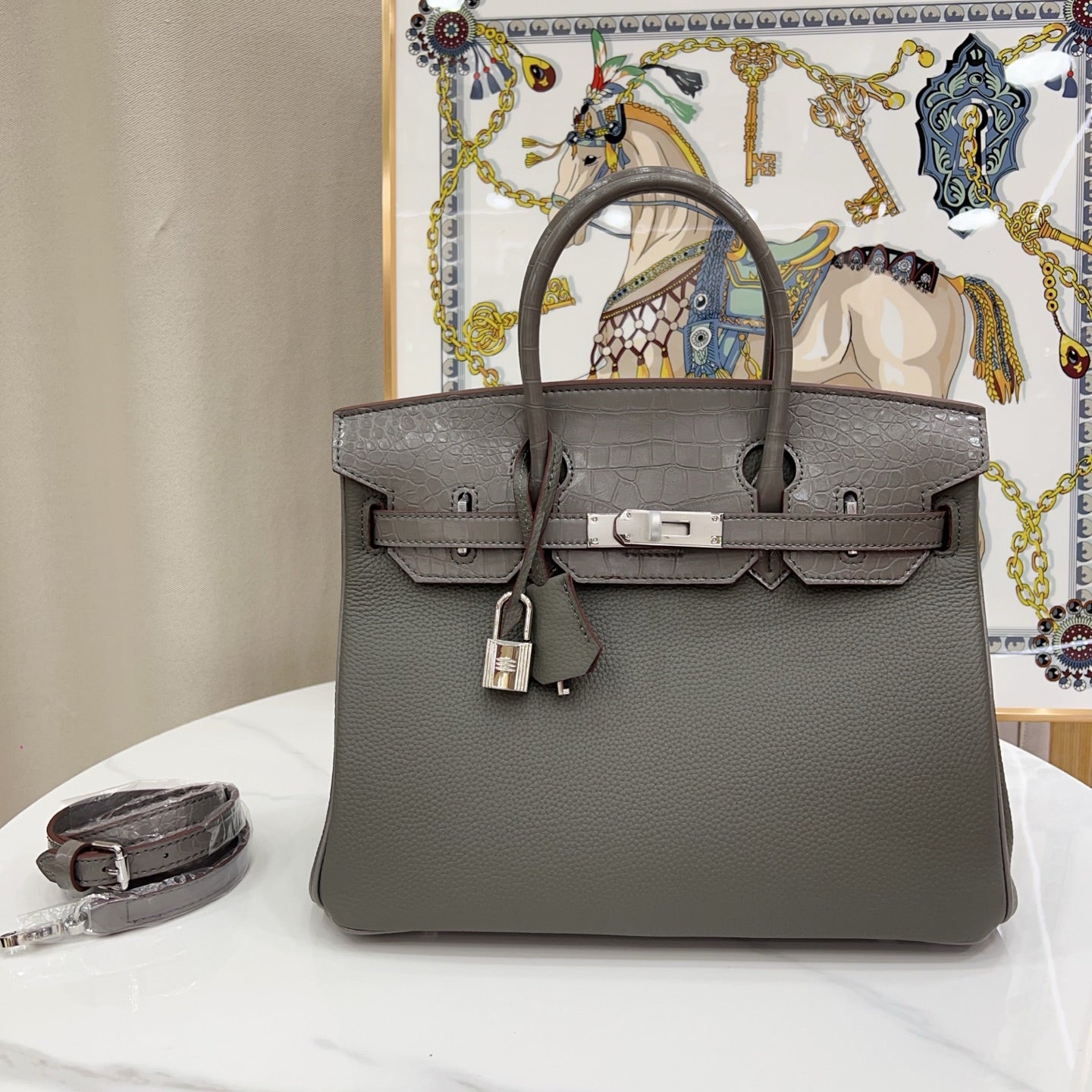 B1N46H3 Popular  leather bag 
