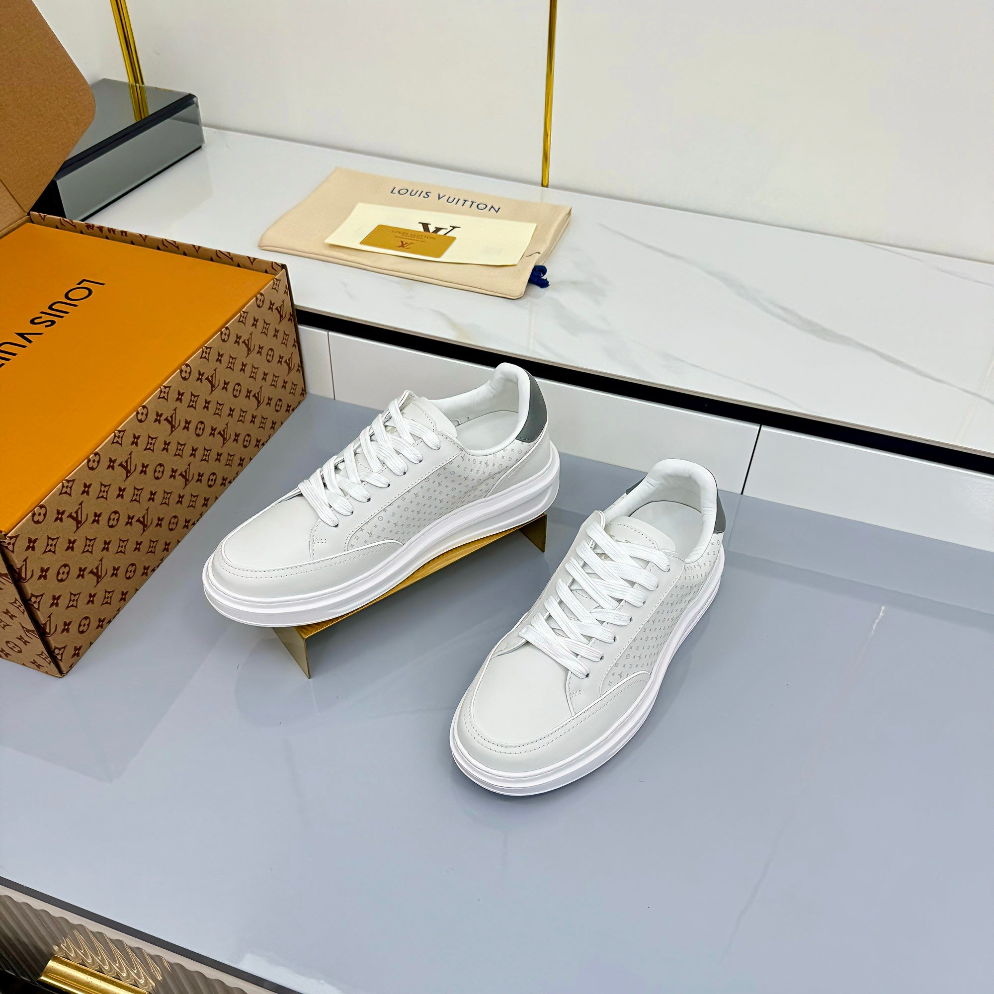 Z2Q95E131 Popular high-quality  Shoes