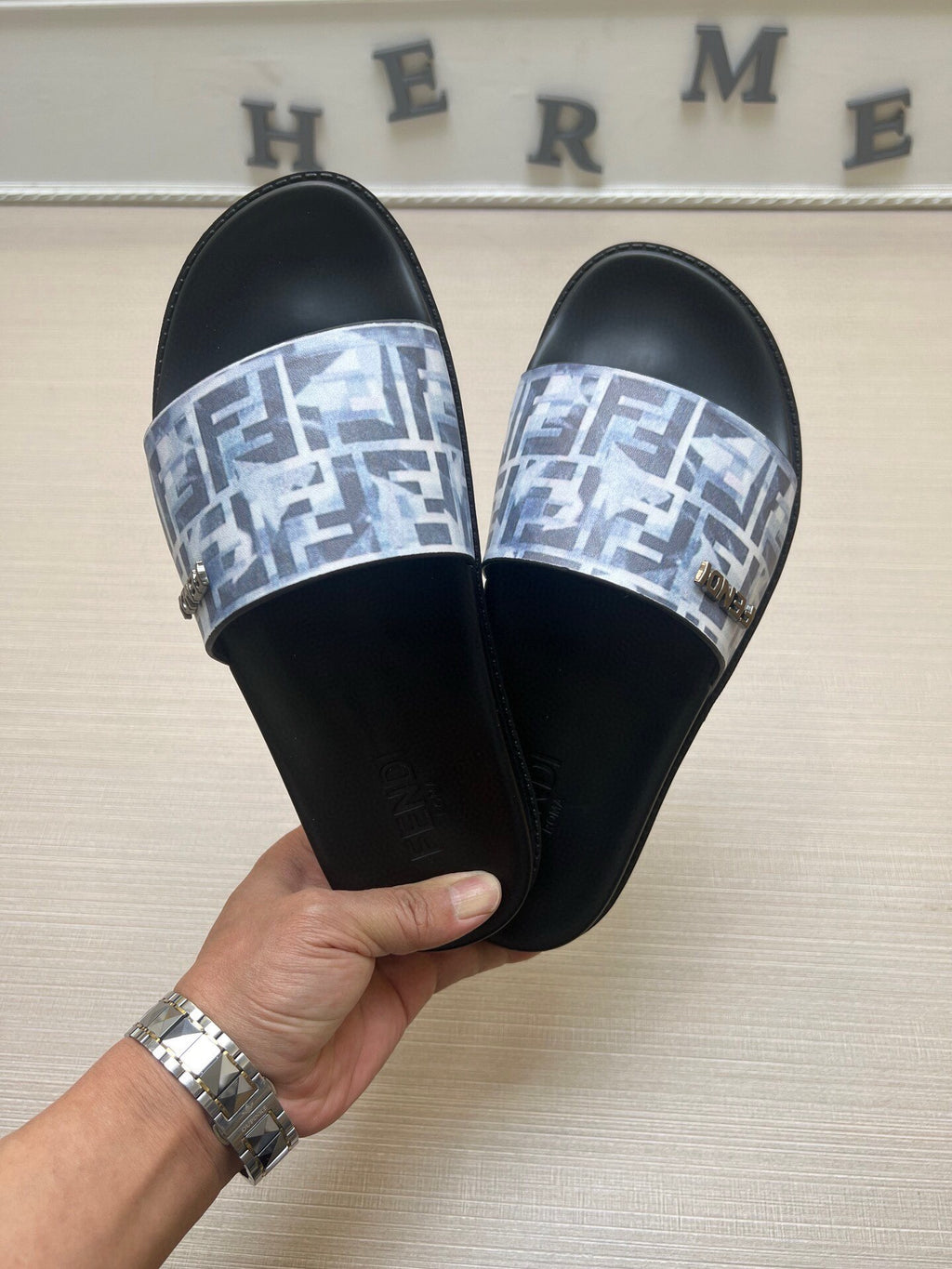 Z5ZF15 Popular slippers