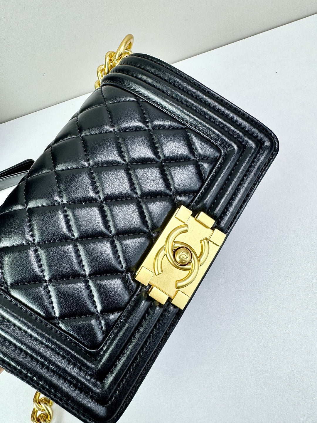 B1P36C16 Popular leather bag