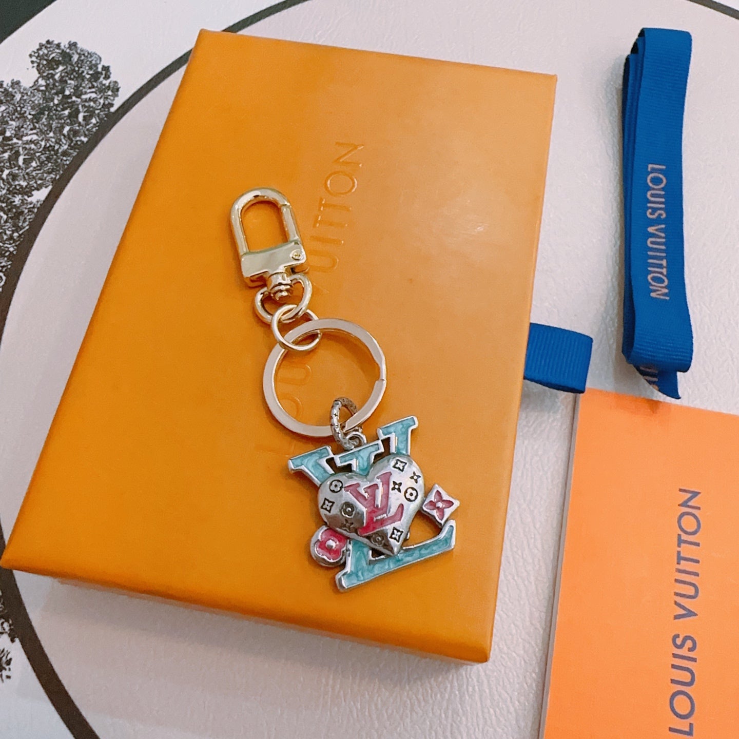 A1Z105E89 Popular bag 's charms accessories