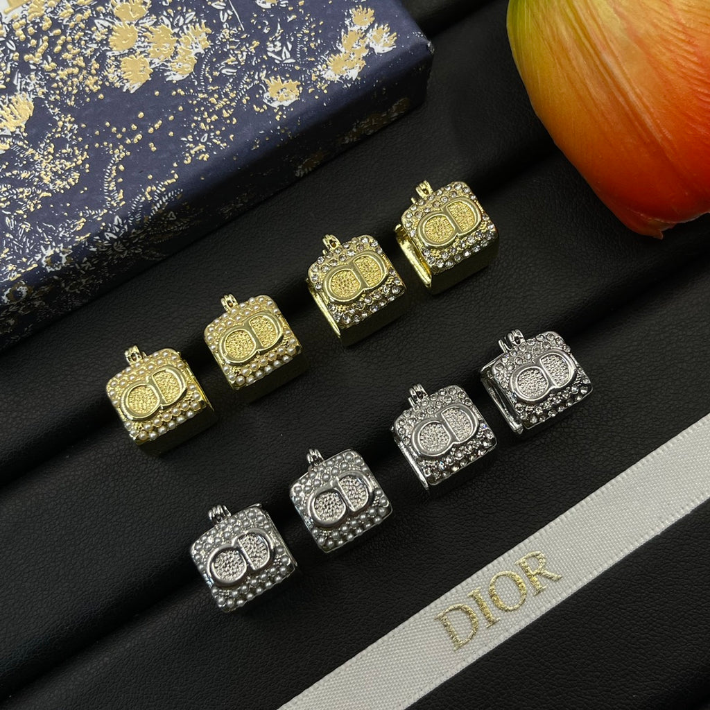 X1Z94D774E Popular  Earrings