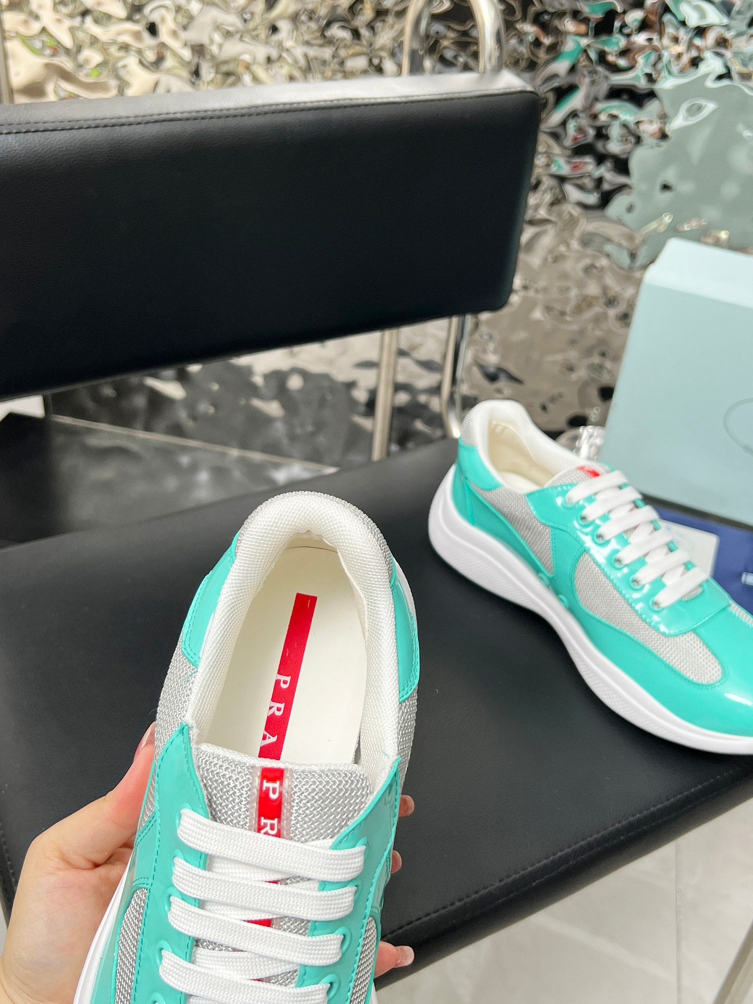 Z2P76P03 Popular high-quality leather Shoes