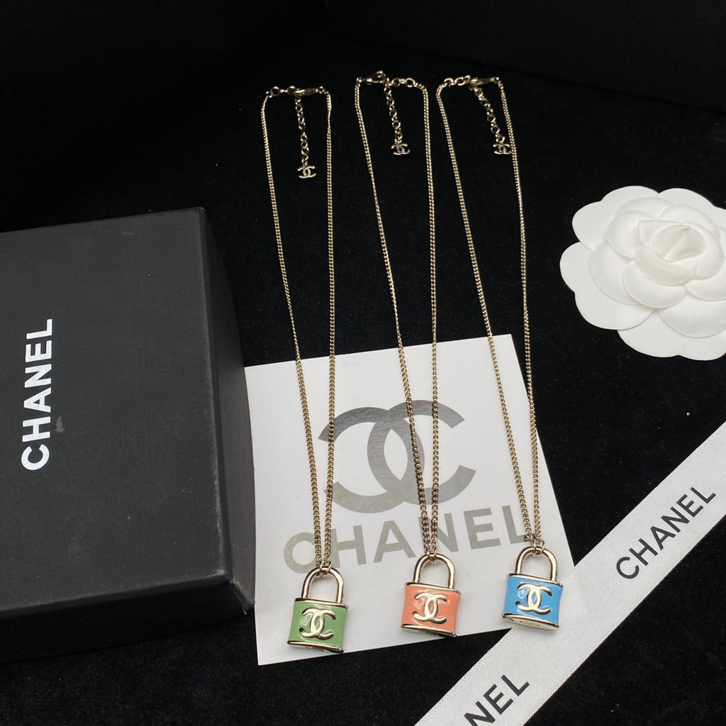 X1Q85C103X Popular Necklace
