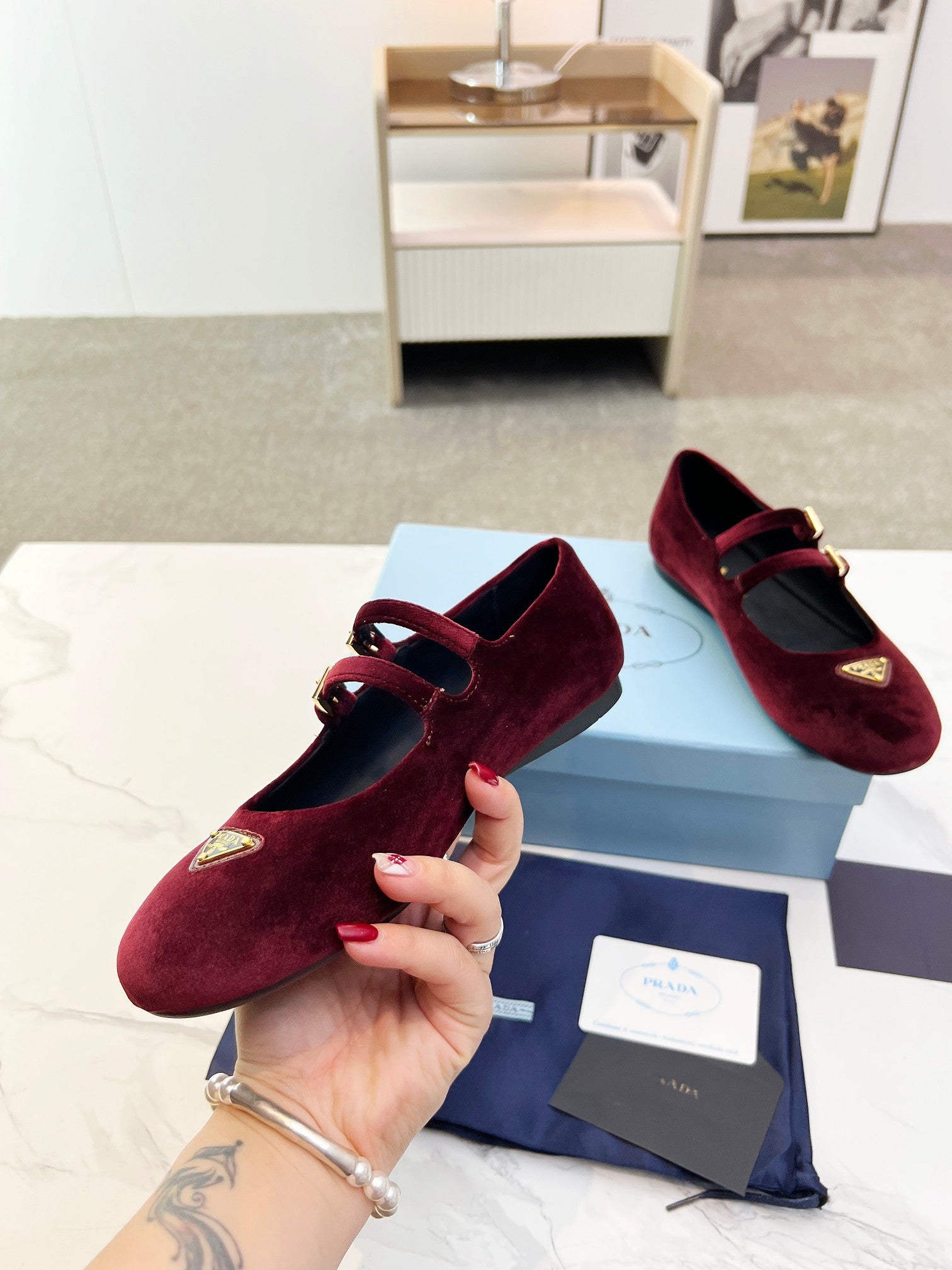 Z2Q105P404 Popular high-quality Shoes