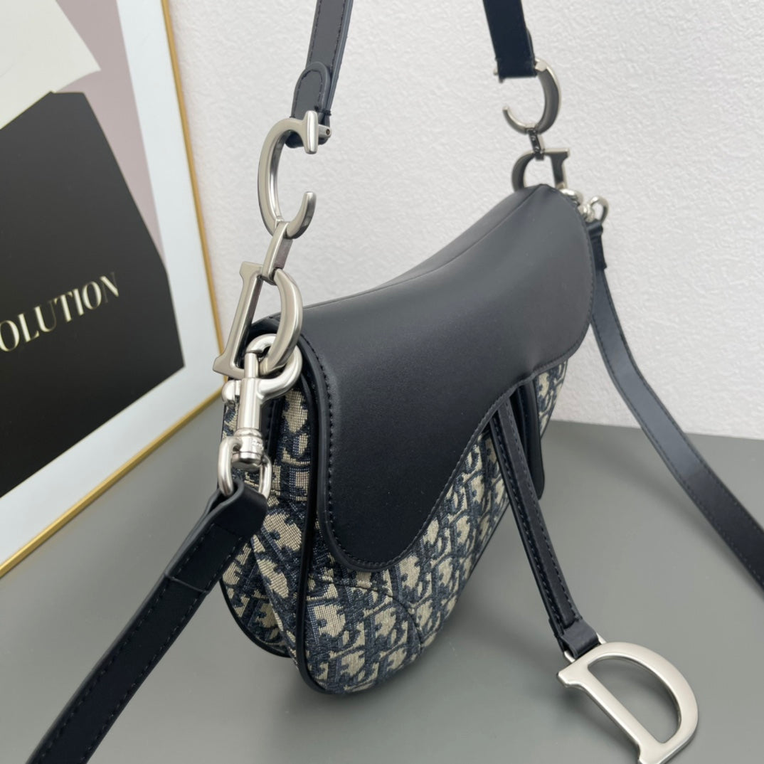 B1W25D90 Popular bag