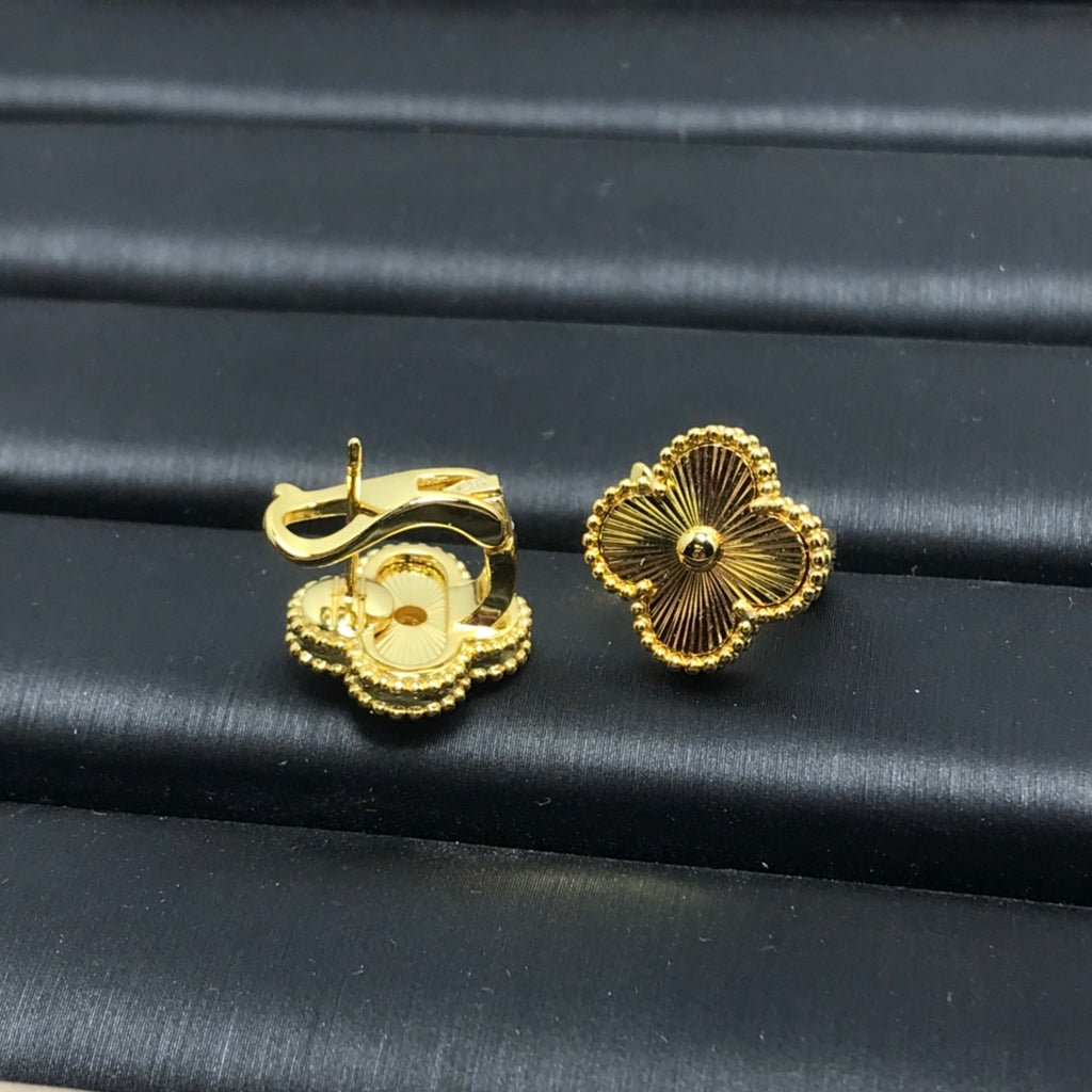 X5X63VA196E Popular  Earrings