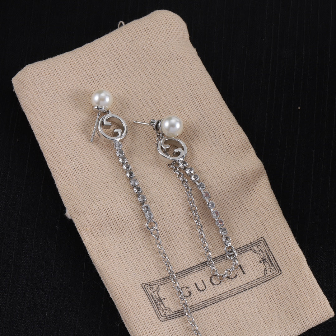 X1Z94B1038E Popular  Earrings