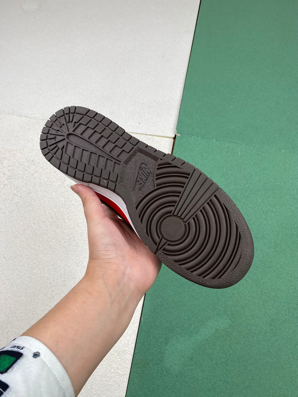 Z4Z35A40 Popular shoes (No box)
