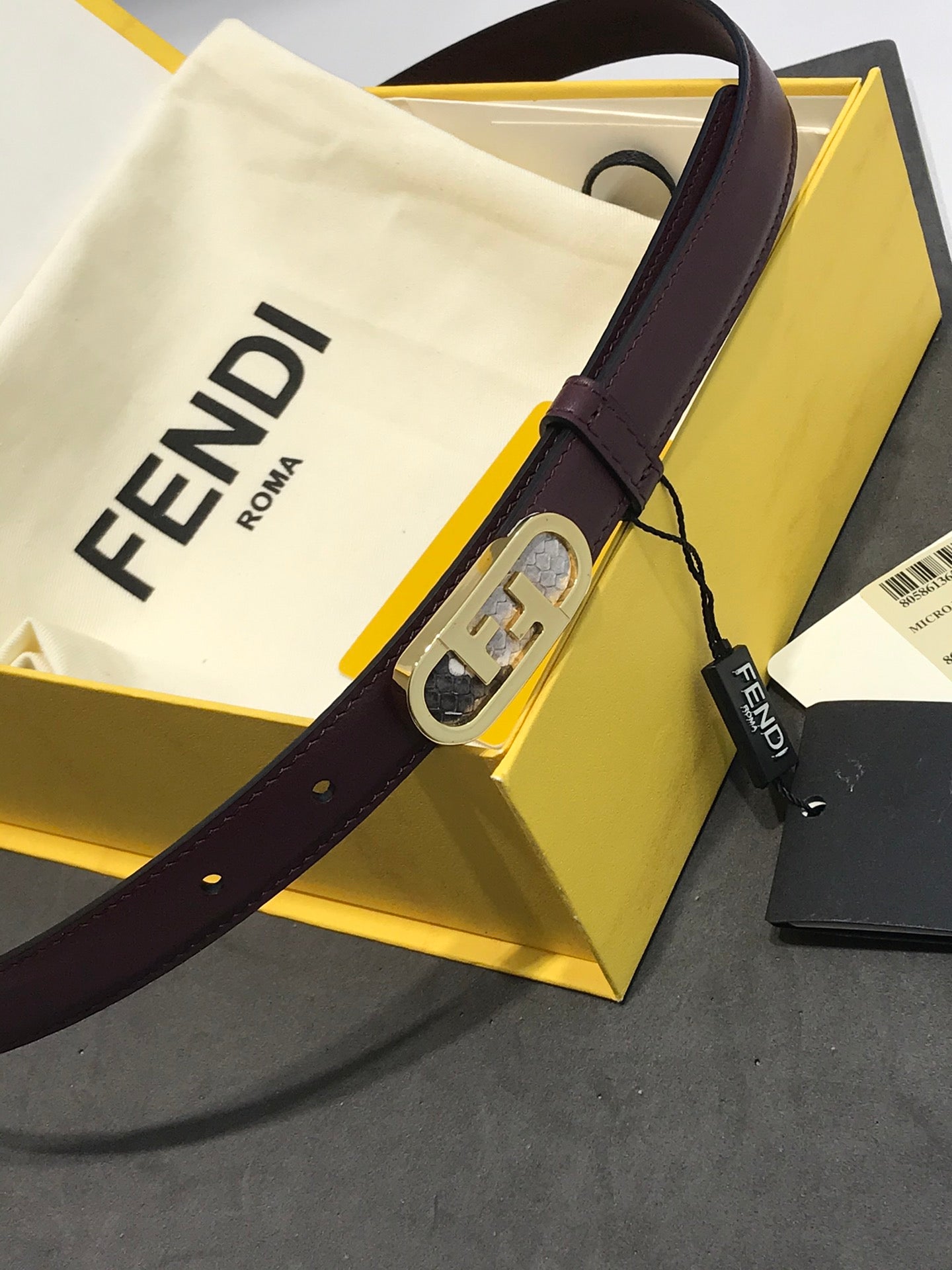 P1Q64F76 Popular  High quality belt With full package