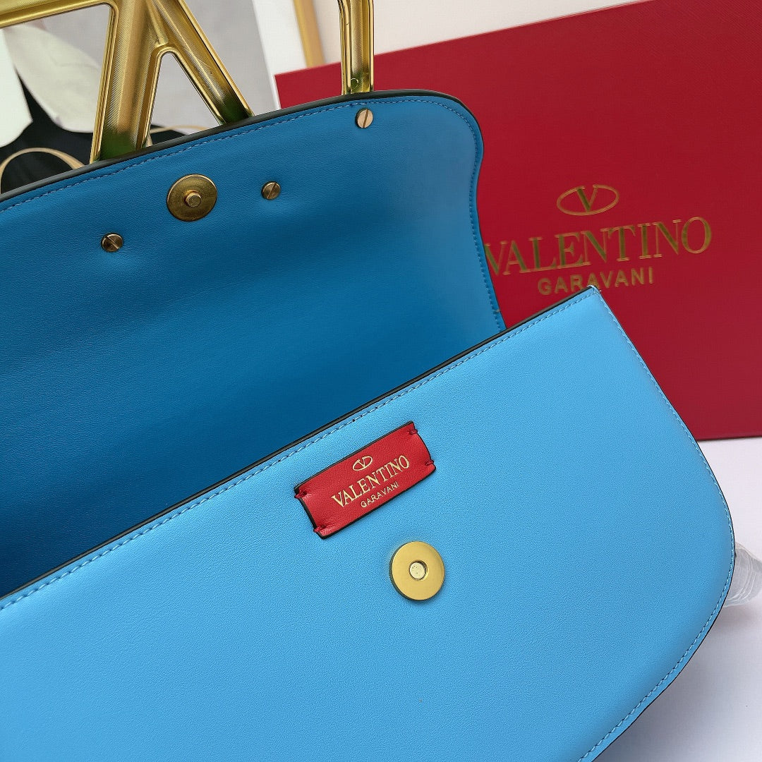 B5X111VL45 Popular  leather bag 