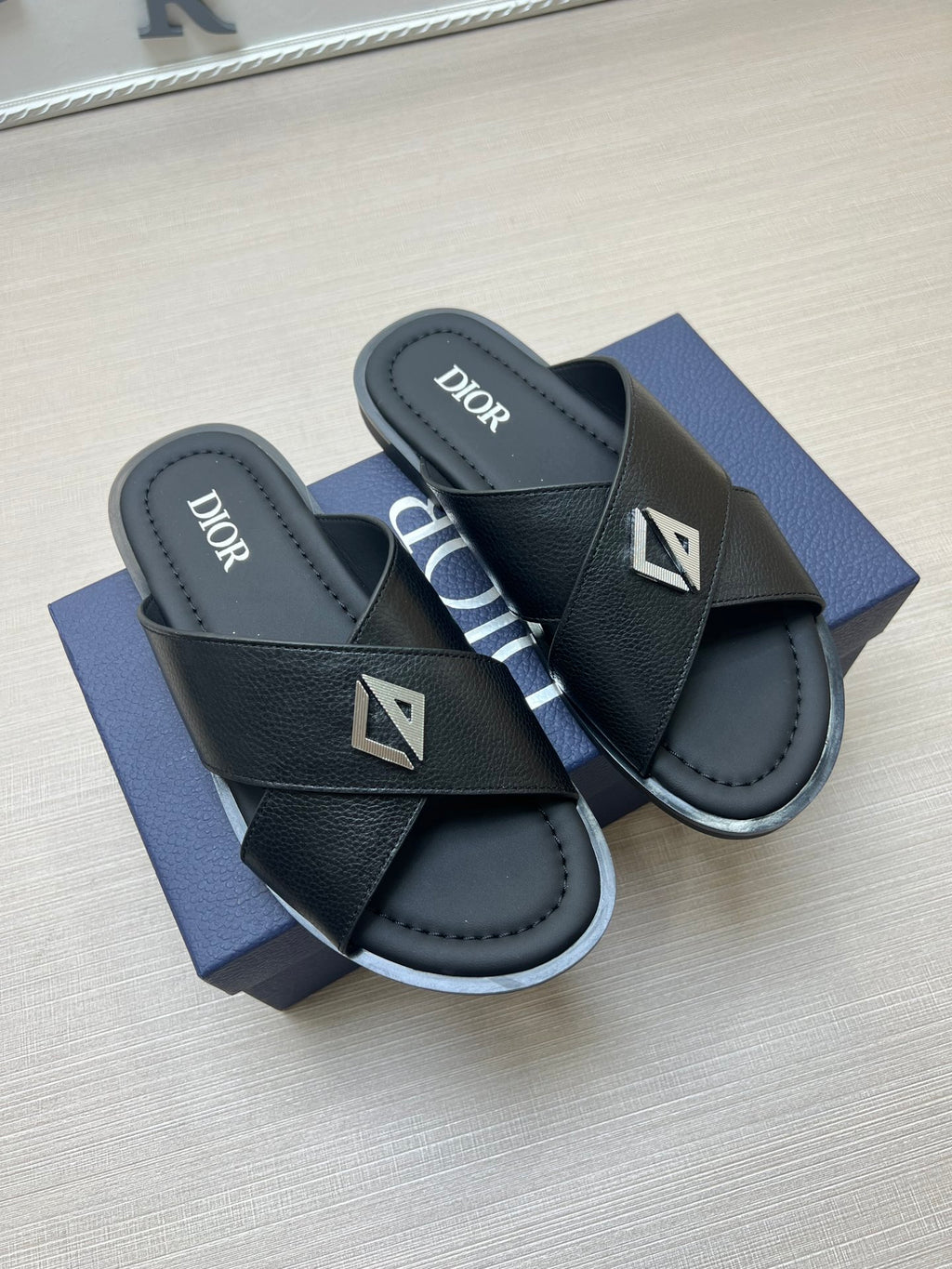Z5ZD77 Popular  slippers
