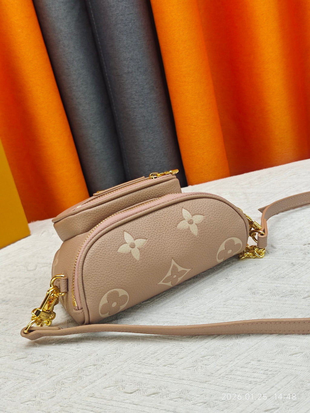 B1P46E74 Popular  bag