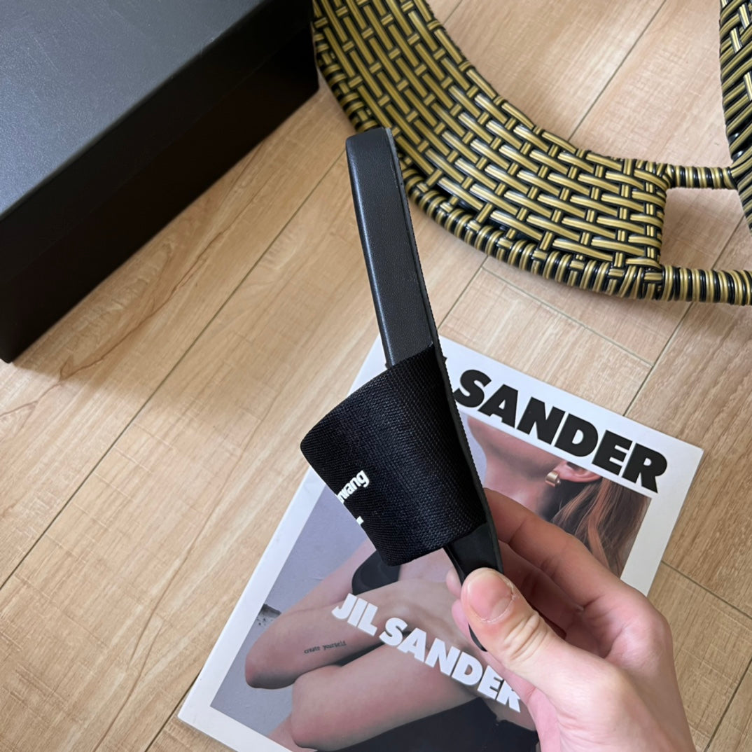 Z1ZZA5 Popular Slippers