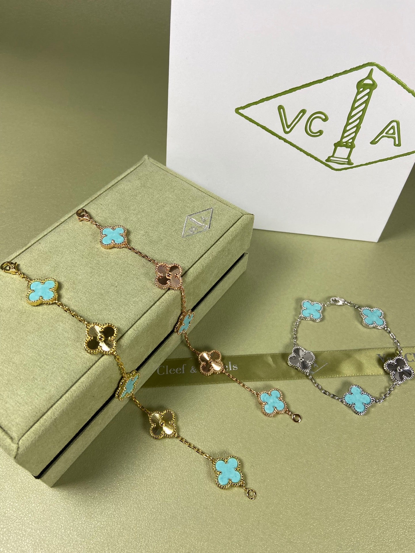 X5X94VA181K  Popular bracelets  5 flowers normal size1.5cm flower