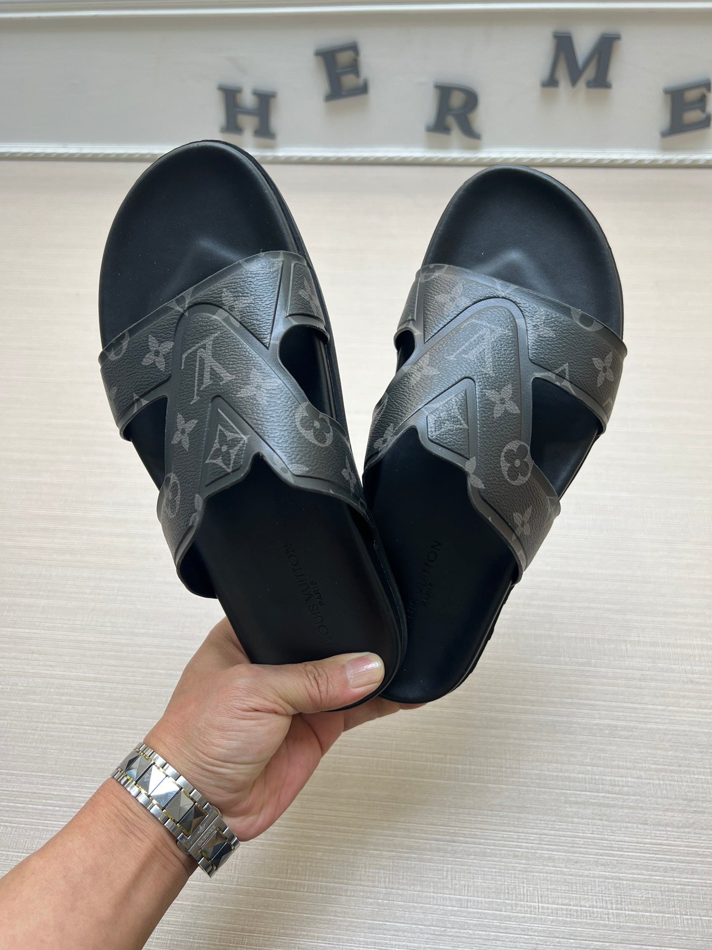 Z5ZE111 Popular slippers