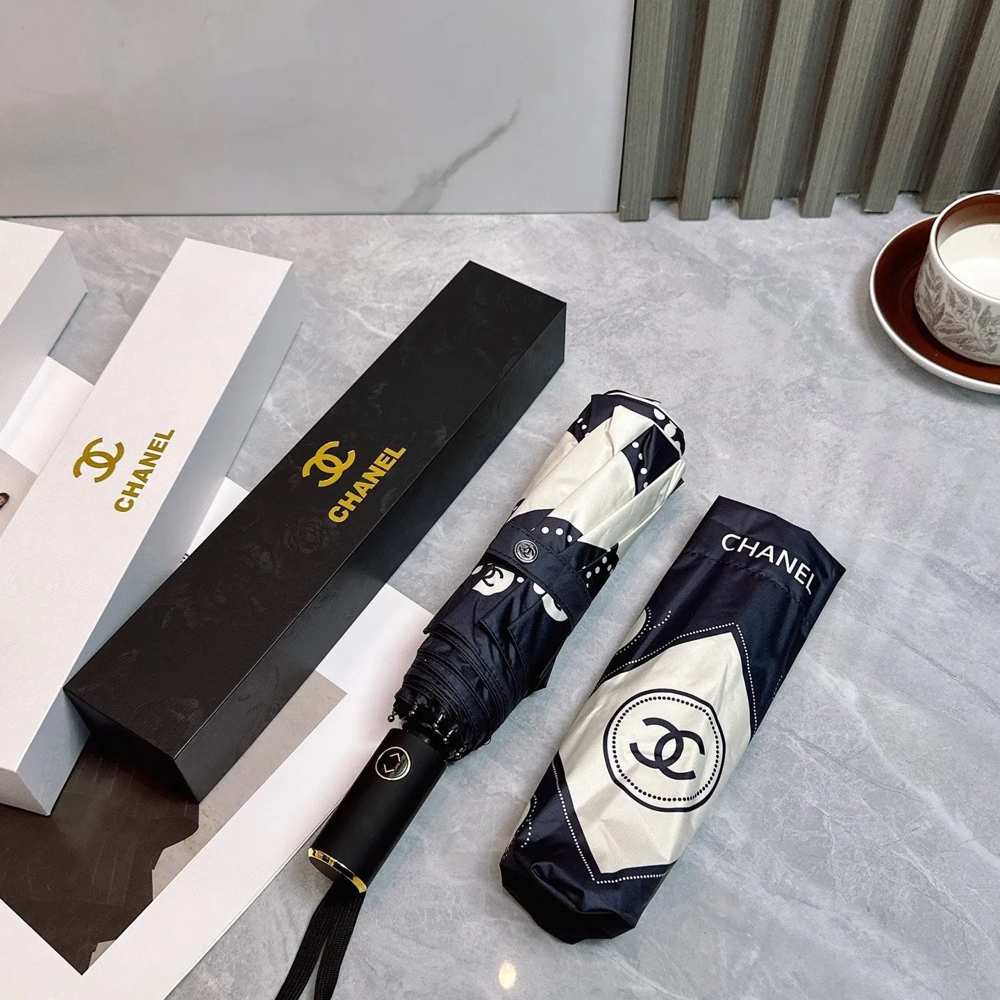 J1R85C45 Popular UV resistant umbrella