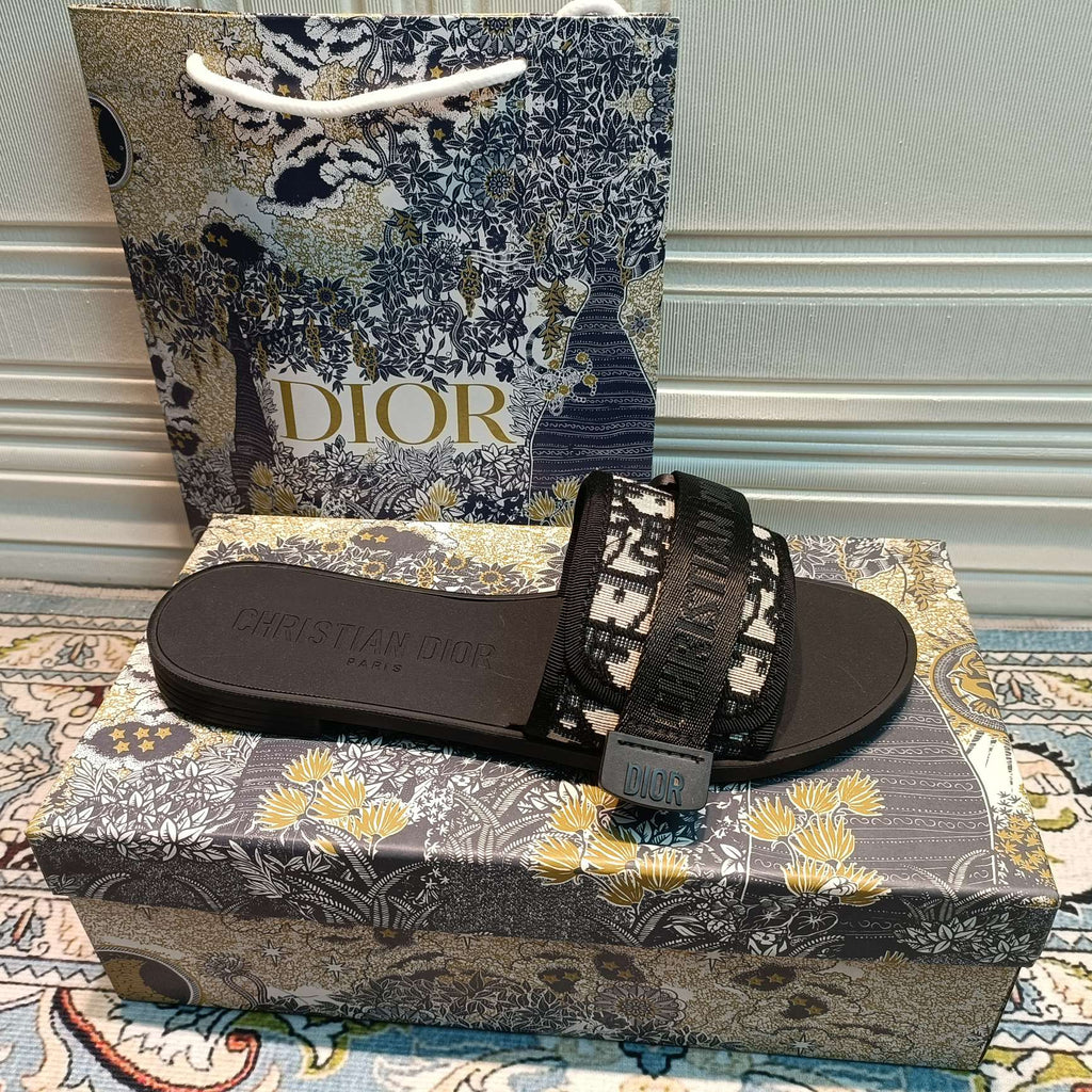 Z1ZD20 Popular Slippers