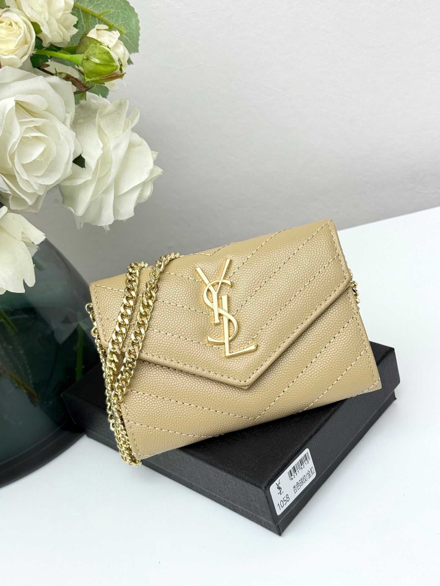 B1P36SL14 Popular card holder