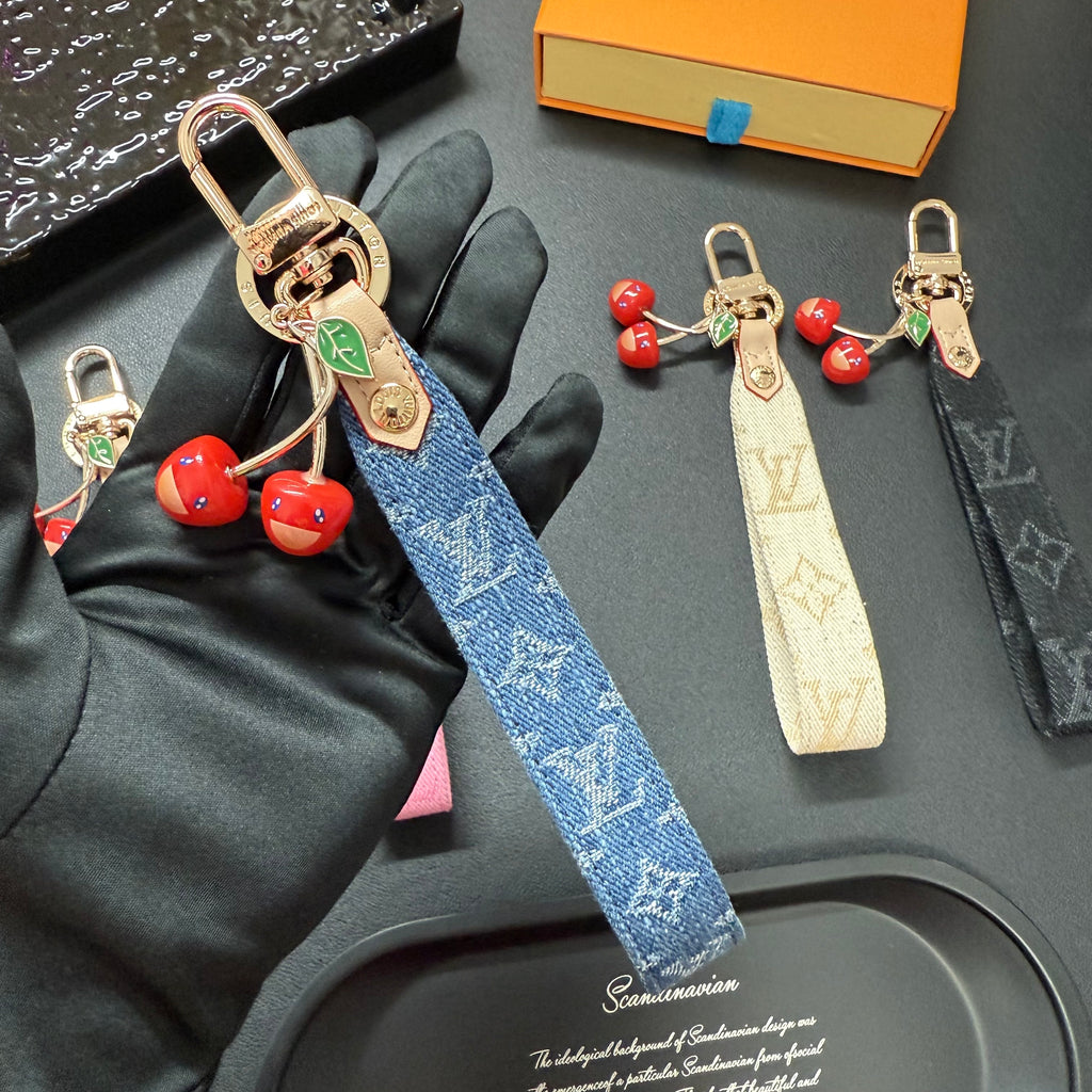 A1Q95E4 Popular bag 's charms accessories