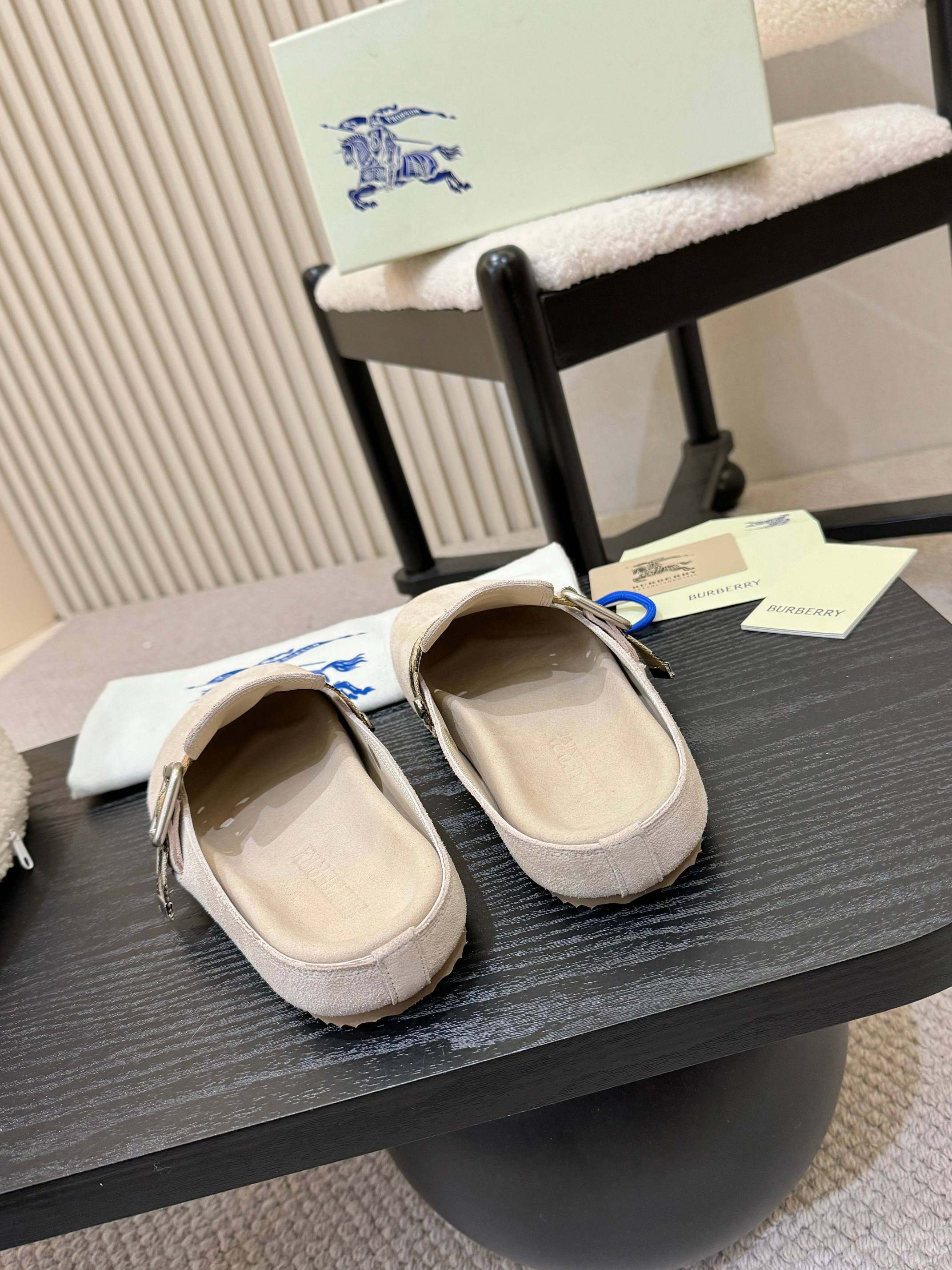 Z2Q105R242 Popular high-quality  Shoes