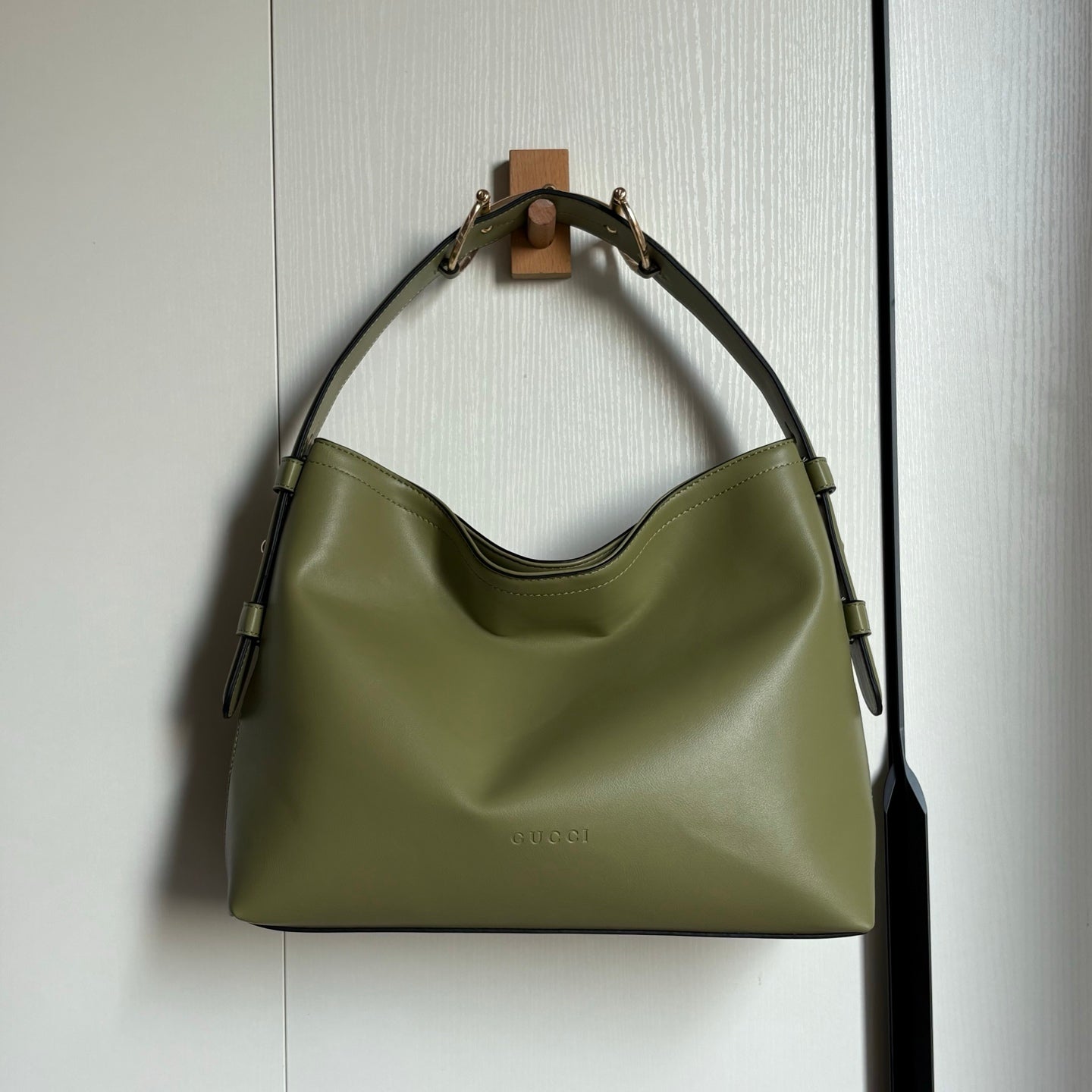 B1P36C56 Popular leather bag